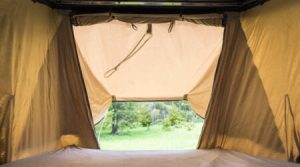tente de toit Nai up interieur